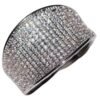 anillo de plata de rodio, pavimentado con circonias.