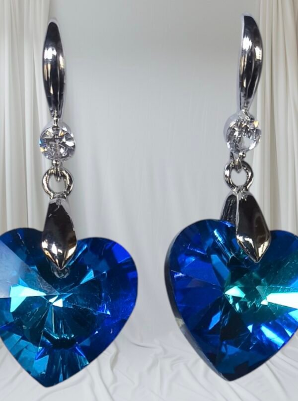 aretes gran corazón azul zafiro dasmalerish sw