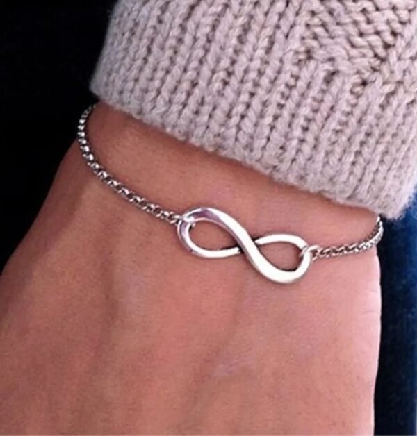 pulsera infinito mayoreo 15 piezas, amor y compromiso.