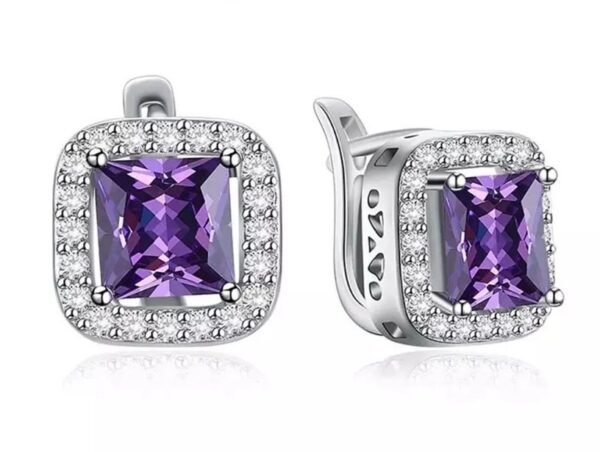 aretes crytal zirconia purple.